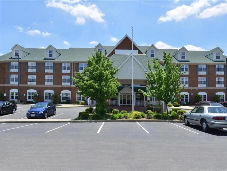 Blisspoint Inn & Suites Marion Exteriör bild